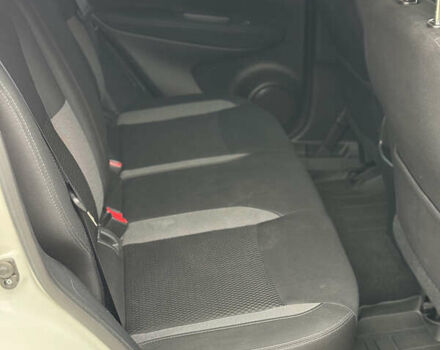 Белый Ниссан Кашкай, объемом двигателя 1.2 л и пробегом 76 тыс. км за 13300 $, фото 19 на Automoto.ua