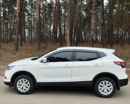 Белый Ниссан Кашкай, объемом двигателя 1.2 л и пробегом 42 тыс. км за 18200 $, фото 1 на Automoto.ua