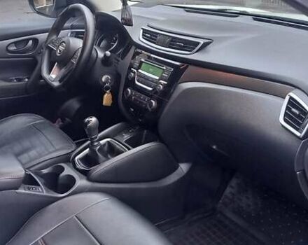 Белый Ниссан Кашкай, объемом двигателя 1.2 л и пробегом 90 тыс. км за 14200 $, фото 10 на Automoto.ua