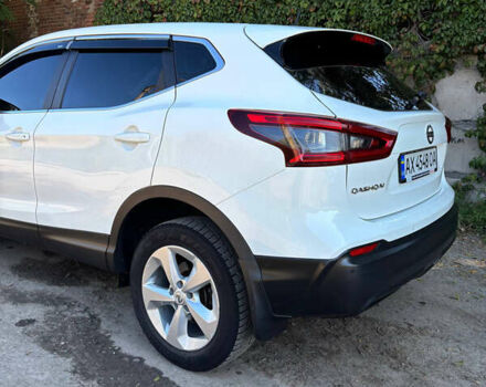 Белый Ниссан Кашкай, объемом двигателя 1.2 л и пробегом 87 тыс. км за 16200 $, фото 6 на Automoto.ua