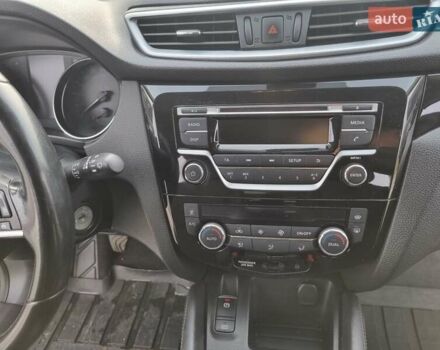 Белый Ниссан Кашкай, объемом двигателя 1.2 л и пробегом 178 тыс. км за 12800 $, фото 30 на Automoto.ua