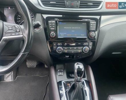 Белый Ниссан Кашкай, объемом двигателя 1.6 л и пробегом 58 тыс. км за 17900 $, фото 19 на Automoto.ua