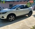 Белый Ниссан Кашкай, объемом двигателя 1.2 л и пробегом 105 тыс. км за 14300 $, фото 5 на Automoto.ua