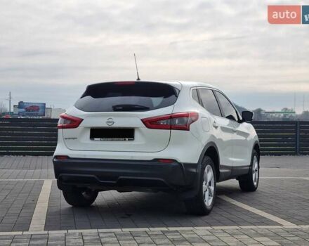 Белый Ниссан Кашкай, объемом двигателя 1.2 л и пробегом 178 тыс. км за 12800 $, фото 16 на Automoto.ua