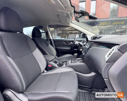 Белый Ниссан Кашкай, объемом двигателя 1.2 л и пробегом 92 тыс. км за 15900 $, фото 16 на Automoto.ua