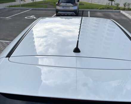 Белый Ниссан Кашкай, объемом двигателя 1.2 л и пробегом 148 тыс. км за 14000 $, фото 5 на Automoto.ua