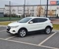 Белый Ниссан Кашкай, объемом двигателя 1.2 л и пробегом 178 тыс. км за 12800 $, фото 4 на Automoto.ua