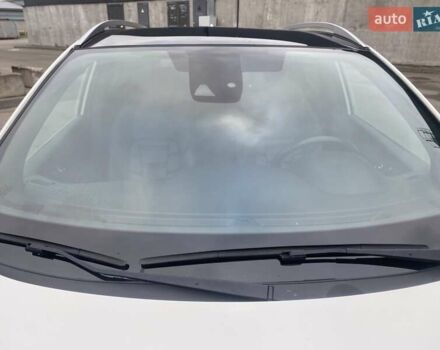 Белый Ниссан Кашкай, объемом двигателя 1.6 л и пробегом 58 тыс. км за 17900 $, фото 3 на Automoto.ua