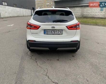 Белый Ниссан Кашкай, объемом двигателя 1.6 л и пробегом 58 тыс. км за 17900 $, фото 7 на Automoto.ua