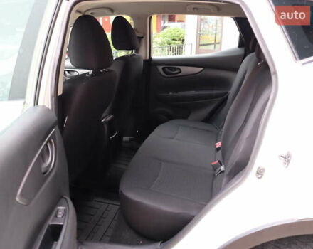 Белый Ниссан Кашкай, объемом двигателя 1.6 л и пробегом 245 тыс. км за 15900 $, фото 31 на Automoto.ua