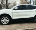 Белый Ниссан Кашкай, объемом двигателя 1.6 л и пробегом 198 тыс. км за 14888 $, фото 2 на Automoto.ua