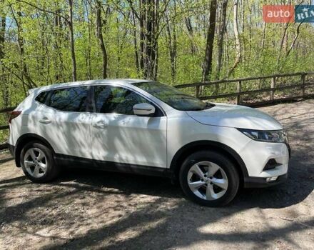 Білий Ніссан Кашкай, об'ємом двигуна 2 л та пробігом 37 тис. км за 18900 $, фото 16 на Automoto.ua