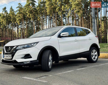 Белый Ниссан Кашкай, объемом двигателя 1.2 л и пробегом 101 тыс. км за 15500 $, фото 6 на Automoto.ua