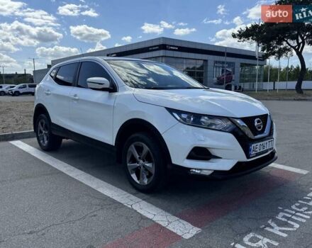 Белый Ниссан Кашкай, объемом двигателя 2 л и пробегом 131 тыс. км за 17500 $, фото 3 на Automoto.ua