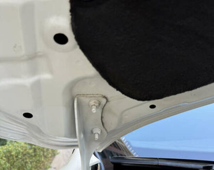 Белый Ниссан Кашкай, объемом двигателя 1.6 л и пробегом 105 тыс. км за 19900 $, фото 30 на Automoto.ua