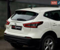 Белый Ниссан Кашкай, объемом двигателя 1.2 л и пробегом 69 тыс. км за 15000 $, фото 8 на Automoto.ua