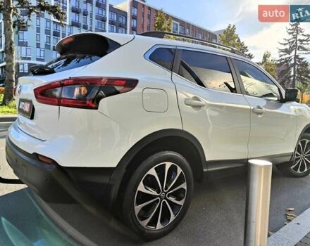 Белый Ниссан Кашкай, объемом двигателя 1.5 л и пробегом 117 тыс. км за 15990 $, фото 22 на Automoto.ua