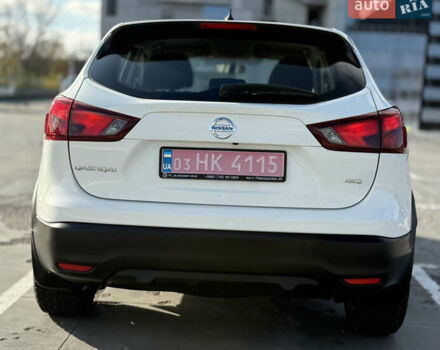 Белый Ниссан Кашкай, объемом двигателя 2 л и пробегом 110 тыс. км за 13500 $, фото 4 на Automoto.ua