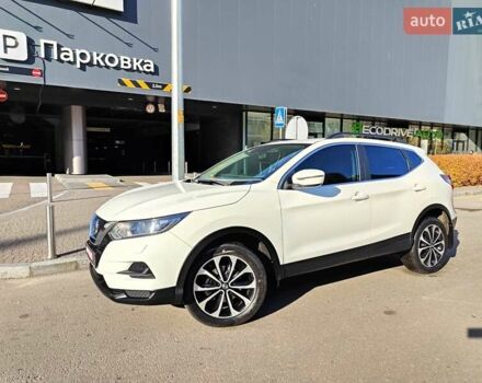 Белый Ниссан Кашкай, объемом двигателя 1.5 л и пробегом 117 тыс. км за 15990 $, фото 10 на Automoto.ua