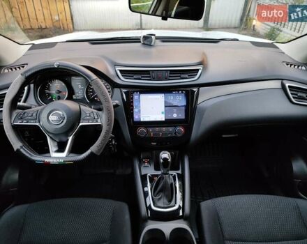 Белый Ниссан Кашкай, объемом двигателя 1.6 л и пробегом 89 тыс. км за 19950 $, фото 8 на Automoto.ua