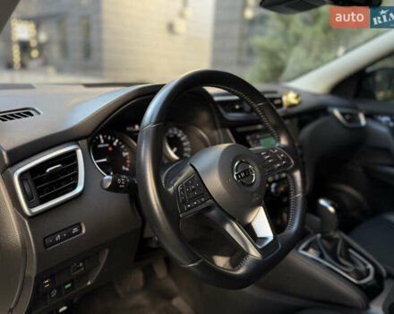 Белый Ниссан Кашкай, объемом двигателя 1.6 л и пробегом 105 тыс. км за 19900 $, фото 14 на Automoto.ua