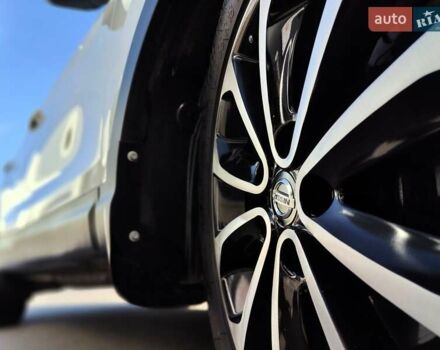 Белый Ниссан Кашкай, объемом двигателя 1.5 л и пробегом 117 тыс. км за 15990 $, фото 32 на Automoto.ua