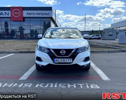 Белый Ниссан Кашкай, объемом двигателя 2 л и пробегом 107 тыс. км за 17500 $, фото 1 на Automoto.ua
