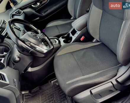 Белый Ниссан Кашкай, объемом двигателя 1.2 л и пробегом 101 тыс. км за 15500 $, фото 12 на Automoto.ua