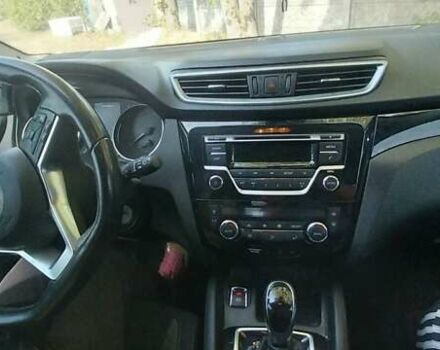 Белый Ниссан Кашкай, объемом двигателя 1.2 л и пробегом 99 тыс. км за 15900 $, фото 1 на Automoto.ua