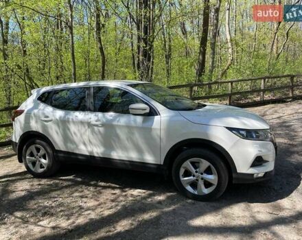 Білий Ніссан Кашкай, об'ємом двигуна 2 л та пробігом 37 тис. км за 18900 $, фото 18 на Automoto.ua