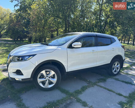 Белый Ниссан Кашкай, объемом двигателя 2 л и пробегом 76 тыс. км за 20300 $, фото 1 на Automoto.ua