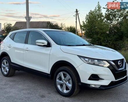 Білий Ніссан Кашкай, об'ємом двигуна 1.6 л та пробігом 97 тис. км за 14250 $, фото 3 на Automoto.ua