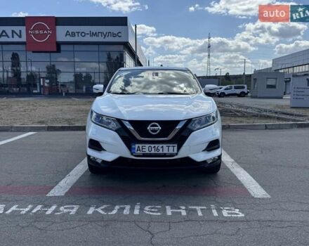 Белый Ниссан Кашкай, объемом двигателя 2 л и пробегом 131 тыс. км за 17500 $, фото 2 на Automoto.ua