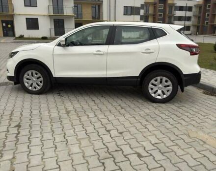 Белый Ниссан Кашкай, объемом двигателя 1.2 л и пробегом 135 тыс. км за 13555 $, фото 5 на Automoto.ua