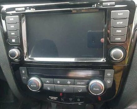 Белый Ниссан Кашкай, объемом двигателя 1.2 л и пробегом 43 тыс. км за 18800 $, фото 31 на Automoto.ua