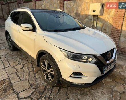 Білий Ніссан Кашкай, об'ємом двигуна 1.6 л та пробігом 103 тис. км за 19000 $, фото 3 на Automoto.ua