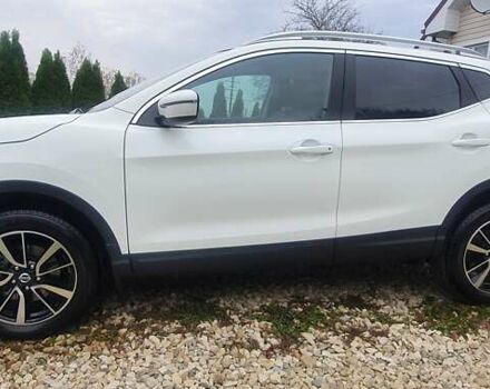 Белый Ниссан Кашкай, объемом двигателя 1.2 л и пробегом 43 тыс. км за 18800 $, фото 7 на Automoto.ua