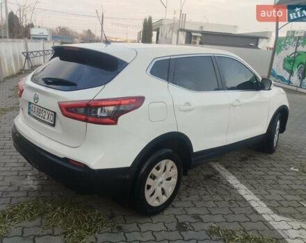 Ніссан Кашкай 2019 у Чернівцях на Automoto.ua Білий Ніссан Кашкай, об'ємом двигуна 1.2 л та пробігом 109 тис. км за 14500 $, фото 5 на Automoto.ua