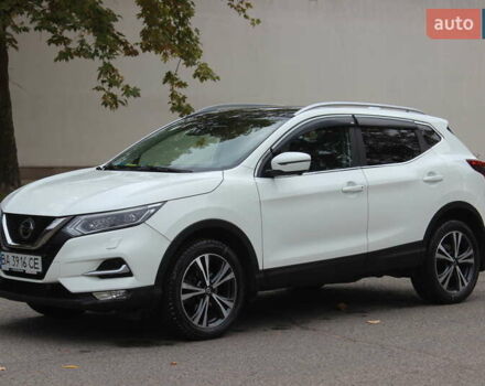 Ніссан Кашкай 2019 у Дніпро (Дніпропетровську) на Automoto.ua Білий Ніссан Кашкай, об'ємом двигуна 2 л та пробігом 131 тис. км за 16999 $, фото 2 на Automoto.ua