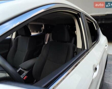 Ніссан Кашкай 2019 у Києві на Automoto.ua Білий Ніссан Кашкай, об'ємом двигуна 1.2 л та пробігом 162 тис. км за 11990 $, фото 4 на Automoto.ua