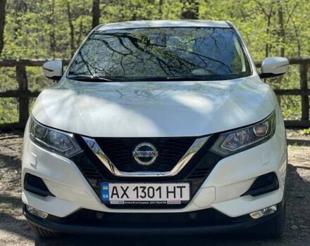Білий Ніссан Кашкай, об'ємом двигуна 2 л та пробігом 37 тис. км за 18900 $, фото 5 на Automoto.ua