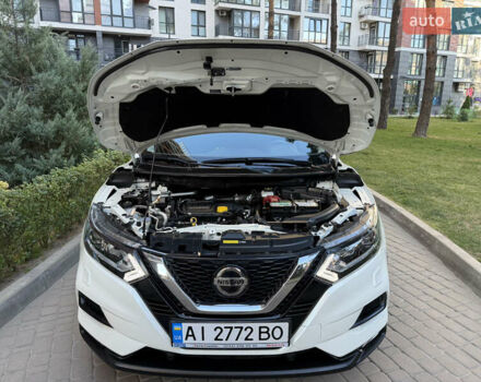 Белый Ниссан Кашкай, объемом двигателя 1.6 л и пробегом 105 тыс. км за 19900 $, фото 26 на Automoto.ua