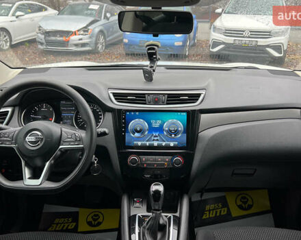 Белый Ниссан Кашкай, объемом двигателя 1.6 л и пробегом 66 тыс. км за 21500 $, фото 10 на Automoto.ua