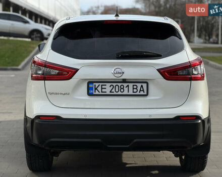 Белый Ниссан Кашкай, объемом двигателя 2 л и пробегом 126 тыс. км за 17000 $, фото 5 на Automoto.ua