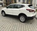 Белый Ниссан Кашкай, объемом двигателя 1.2 л и пробегом 135 тыс. км за 13555 $, фото 4 на Automoto.ua