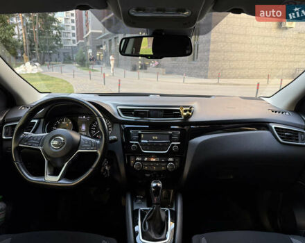 Белый Ниссан Кашкай, объемом двигателя 1.6 л и пробегом 107 тыс. км за 19700 $, фото 30 на Automoto.ua