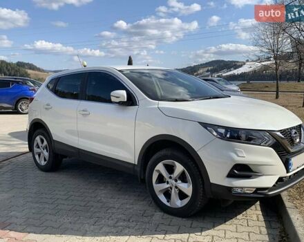 Белый Ниссан Кашкай, объемом двигателя 2 л и пробегом 57 тыс. км за 19990 $, фото 2 на Automoto.ua