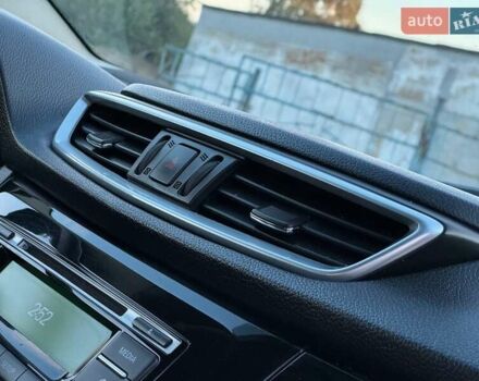 Білий Ніссан Кашкай, об'ємом двигуна 1.6 л та пробігом 97 тис. км за 14250 $, фото 45 на Automoto.ua