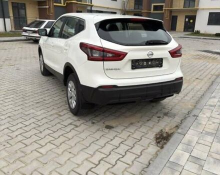 Белый Ниссан Кашкай, объемом двигателя 1.2 л и пробегом 135 тыс. км за 13555 $, фото 7 на Automoto.ua