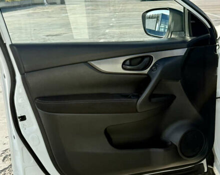 Белый Ниссан Кашкай, объемом двигателя 2 л и пробегом 110 тыс. км за 13500 $, фото 7 на Automoto.ua